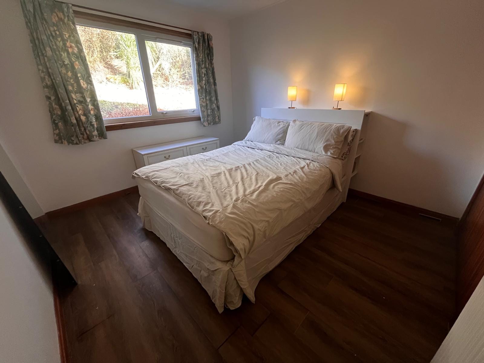 Double Bedroom 2 at Barra Woodview — queen bed by the window with a cottage dresser